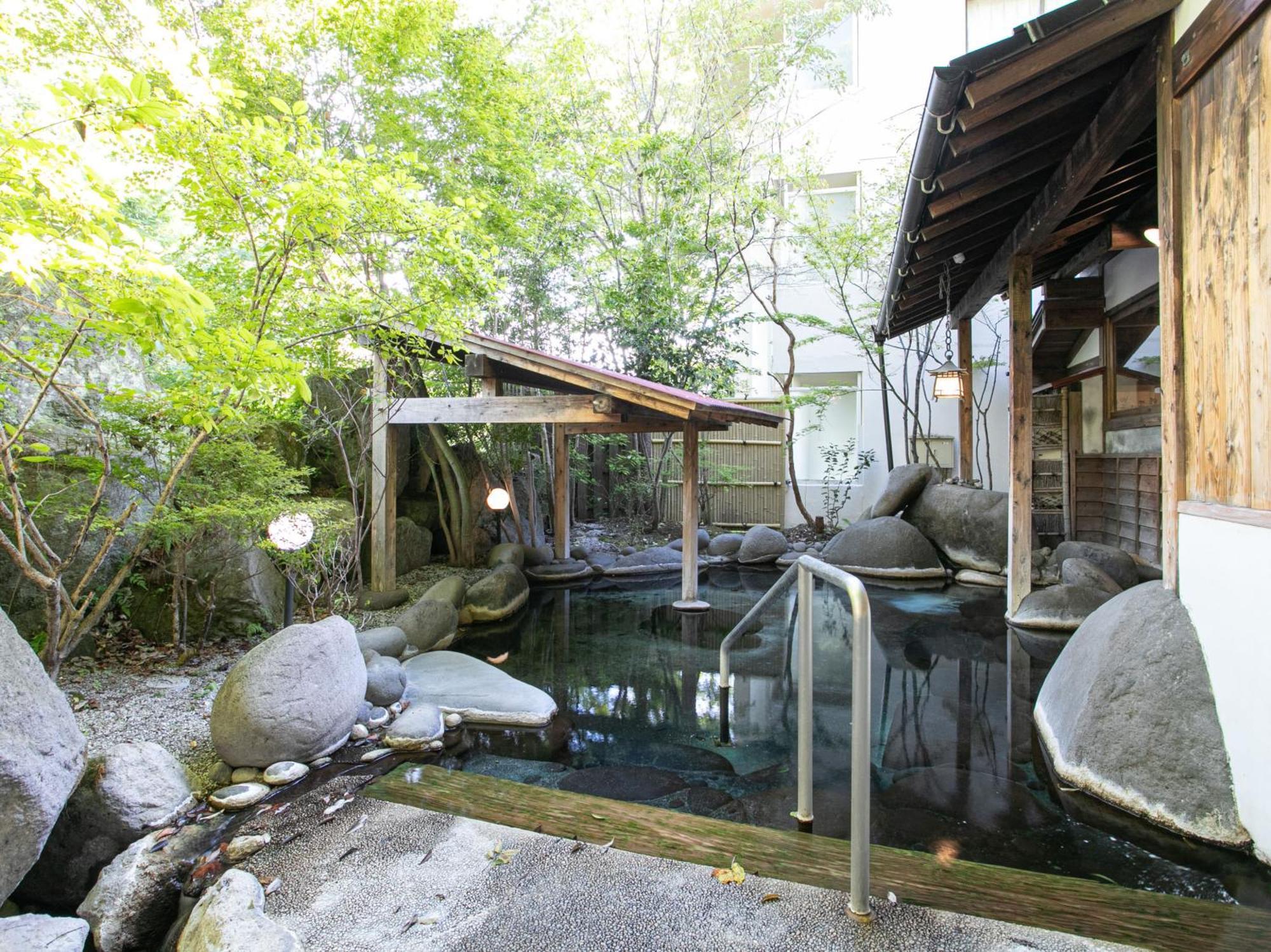 Yufuin Besso Shikisai Hotel Exterior foto
