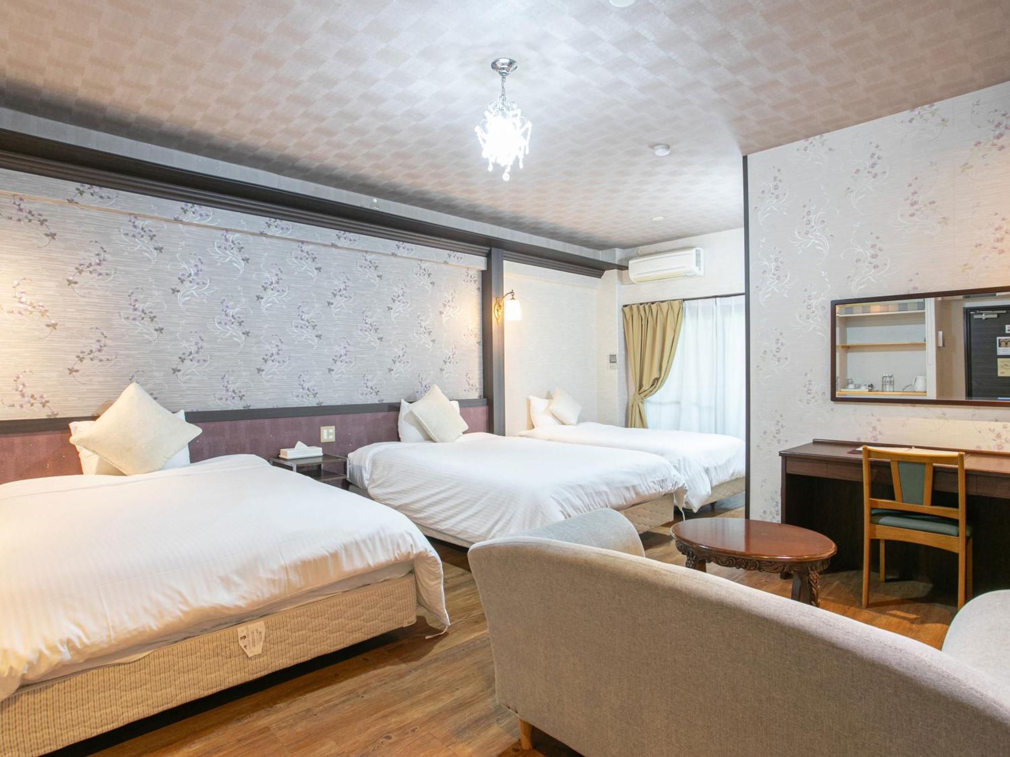 Yufuin Besso Shikisai Hotel Habitación foto